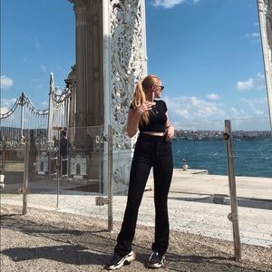 Meet your Posher, Elle